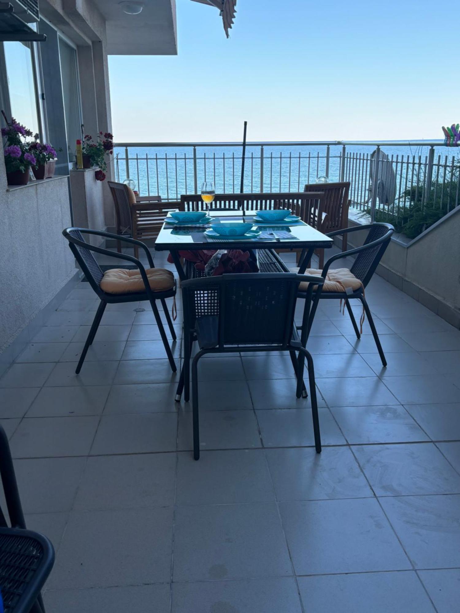 Sea Sunshine Apartment Obzor Exterior photo